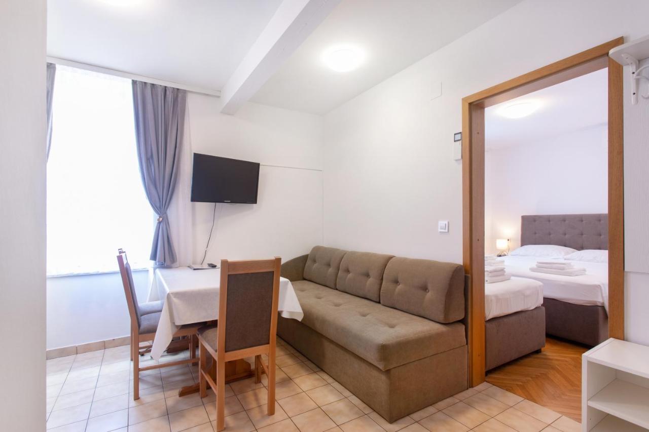 Apartmaji Pri Perotu Izola Kültér fotó