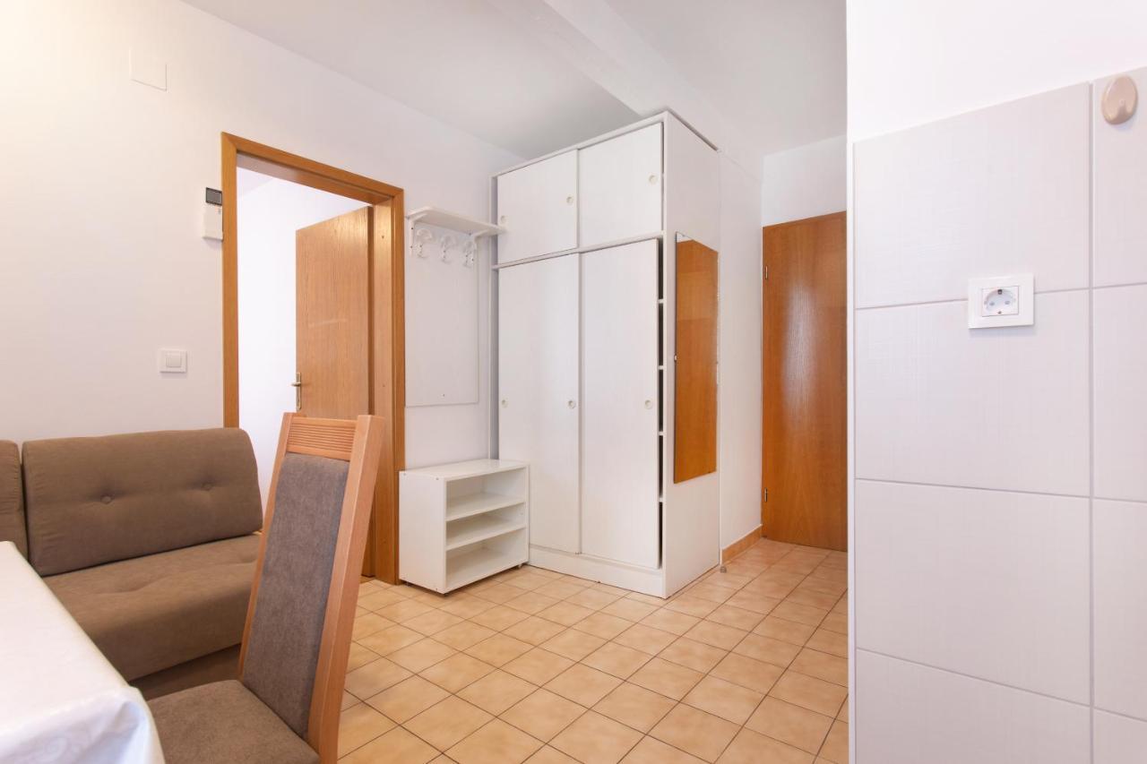 Apartmaji Pri Perotu Izola Kültér fotó