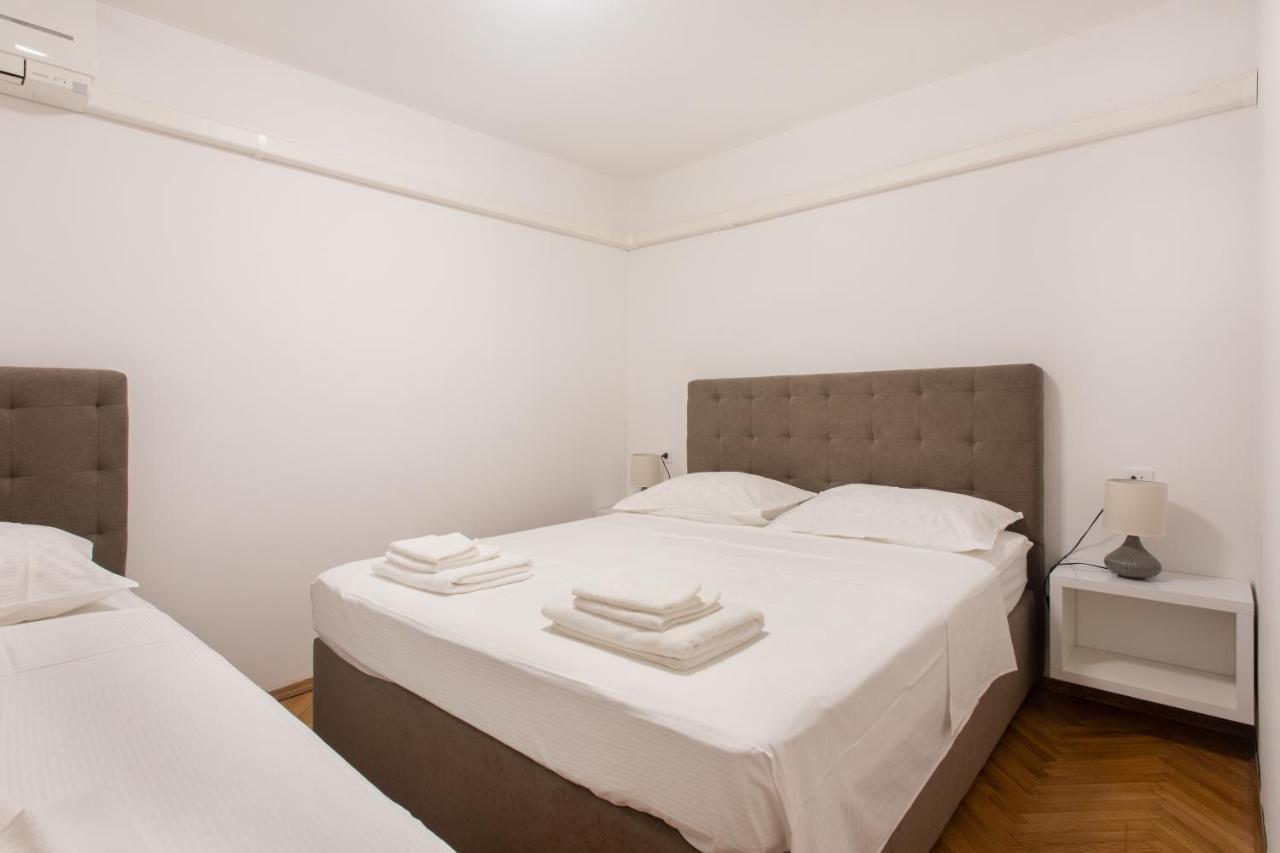 Apartmaji Pri Perotu Izola Kültér fotó